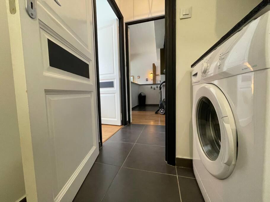 L'Appartement Tomey Avec Parking カルカソンヌ エクステリア 写真