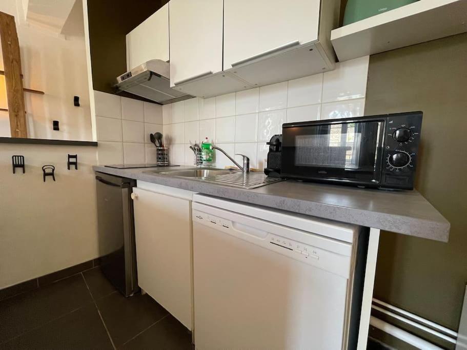 L'Appartement Tomey Avec Parking カルカソンヌ エクステリア 写真