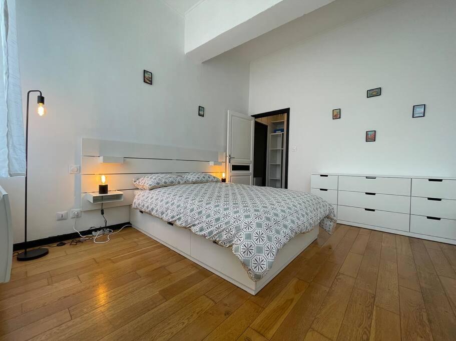 L'Appartement Tomey Avec Parking カルカソンヌ エクステリア 写真